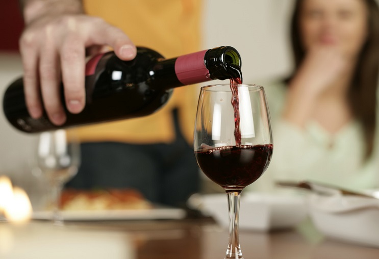 Rượu vang có thể chống lại bệnh tim, tiểu đường, rối loạn thần kinh và hội chứng chuyển hóa