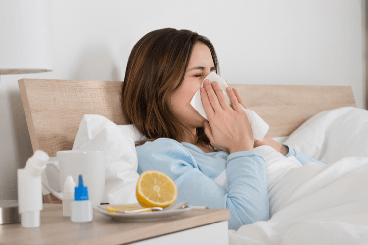 Cảm cúm là bệnh thường mắc lúc giao mùa